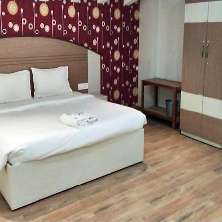אוטי Dew Drop Inn מראה חיצוני תמונה